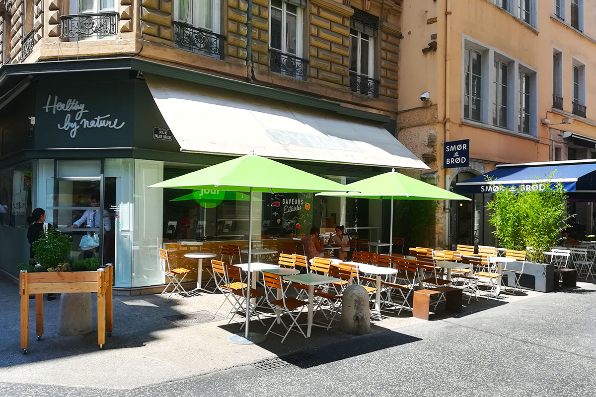 terrasse aménagée pour un restaurant à Lyon